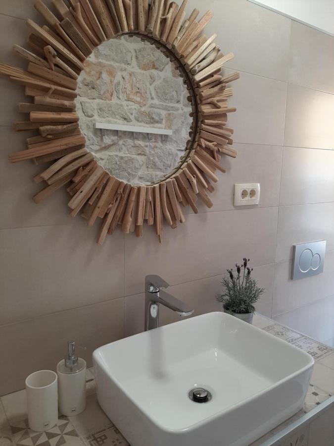 Apartment Lino - City Center Rovinj Exterior photo