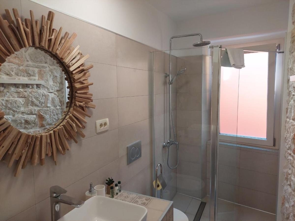 Apartment Lino - City Center Rovinj Exterior photo