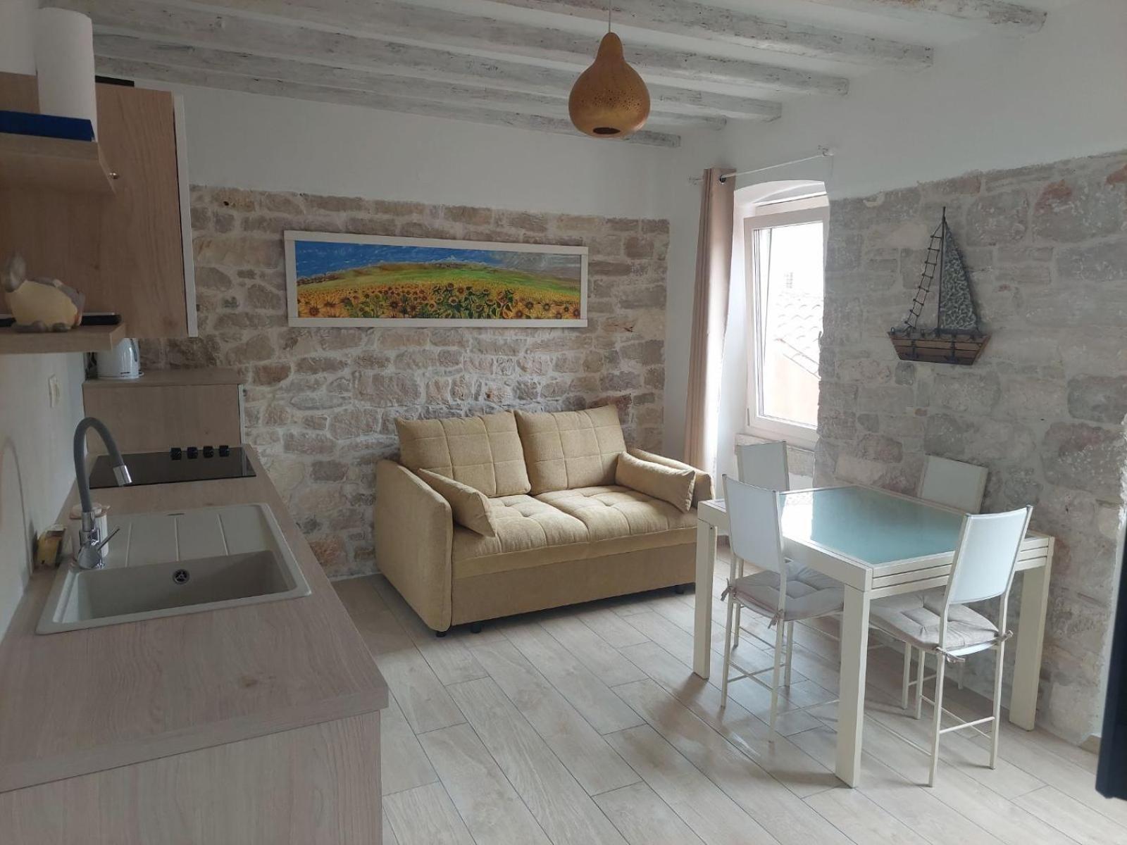 Apartment Lino - City Center Rovinj Exterior photo